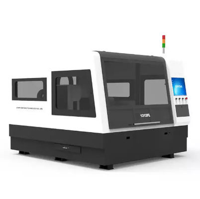 coupeur en métal de pleine couverture de 750w Mini Fiber Laser Cutting Machine 1500w 1313FL