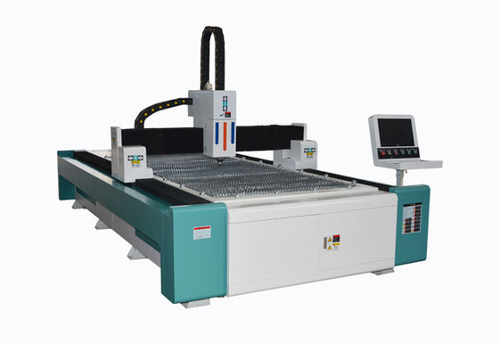 Machine 1330 de commande numérique par ordinateur de Lazer de fibre de découpeuse de laser de tôle